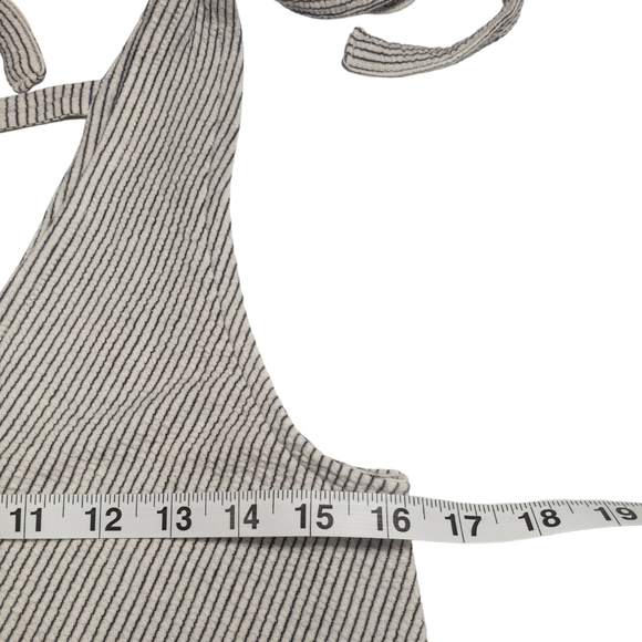 Lucky Brand V Neck Sleeveless Blouse Size Small - Picture 10 of 10